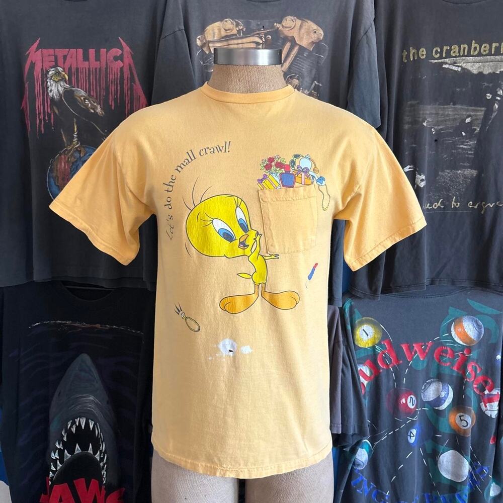 Vintage 2000s tweety bird t shirt